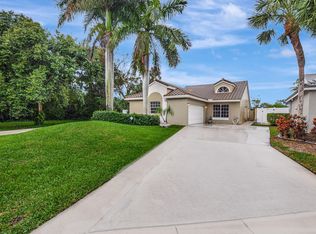10230 Allegro Dr, Boca Raton, FL 33428