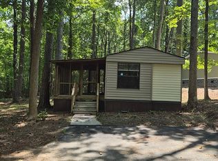 43 Fernwood Dr, Fayetteville, GA 30214