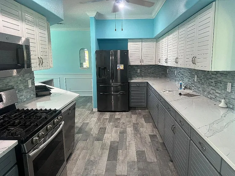 15185 Tangelo Blvd — Photo 8