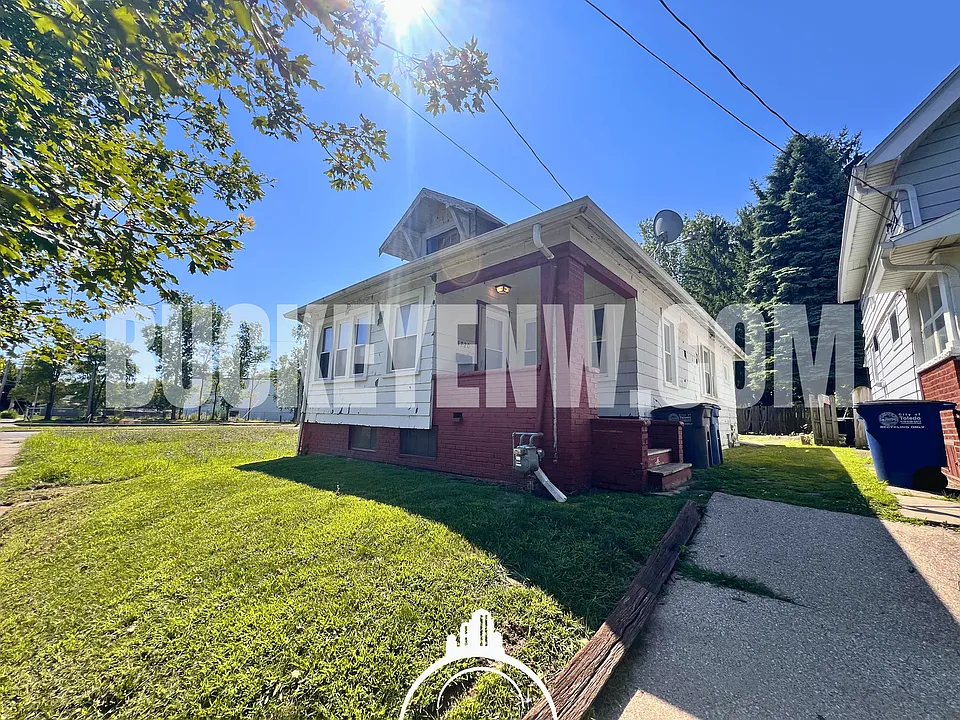 1720 Kelsey Ave