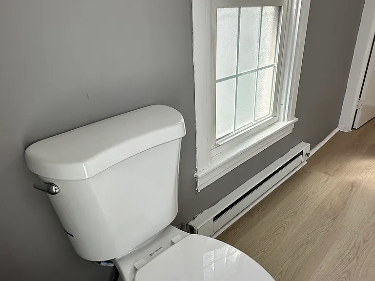 317 W Main St #2 — Photo 34