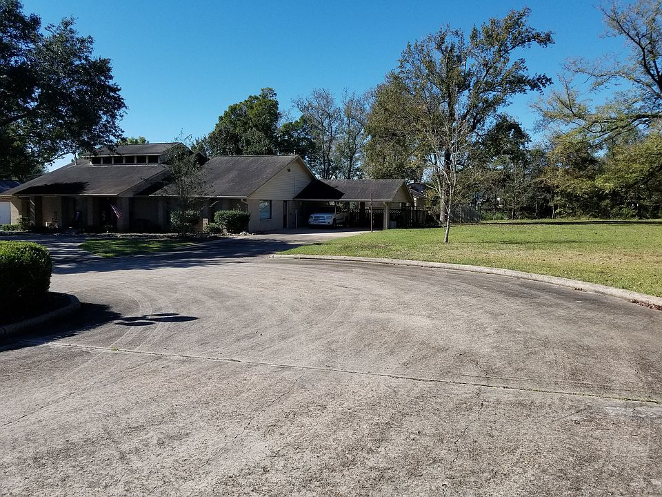 2nd image of 105 Featherstone Ct