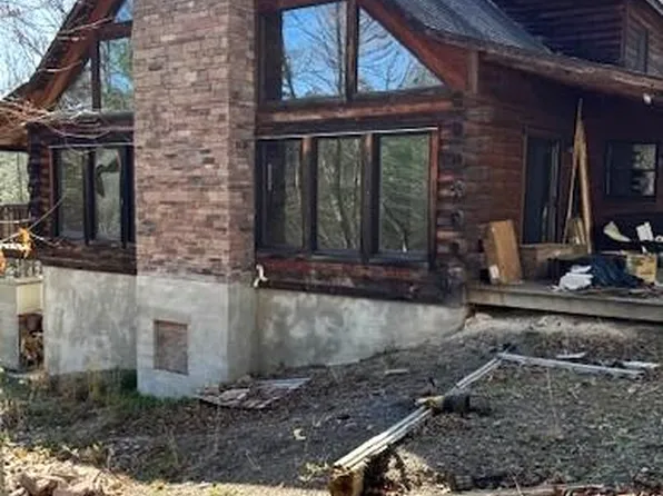 110 Pioneer Rd, Covington, VA 24426