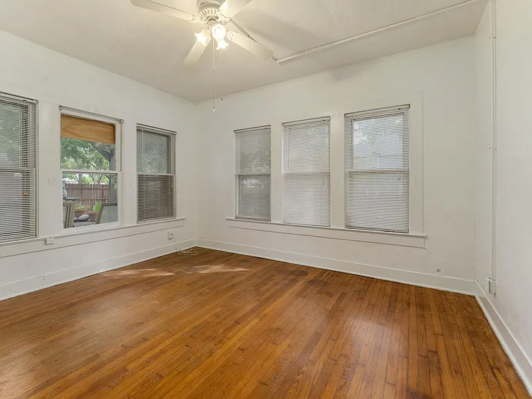 5600 Junius St #DOWNSTAIRS — Photo 5