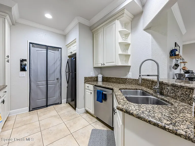 1795 Noel Pl #102 — Photo 7