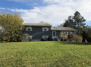 5 Parade Pl, New Windsor, NY 12553