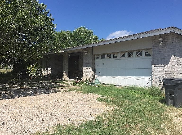 2nd image of 1745 W Cantu Rd