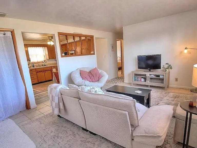 525 N Clarmar Ave #4 — Photo 13