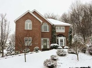 331 Steeplechase Dr, Cranberry Township, PA