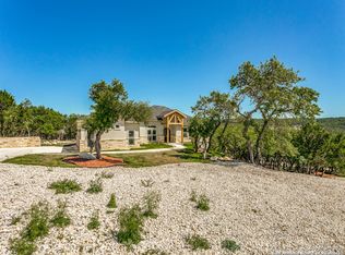 929 Moonlight Dr, Canyon Lake, TX 78133