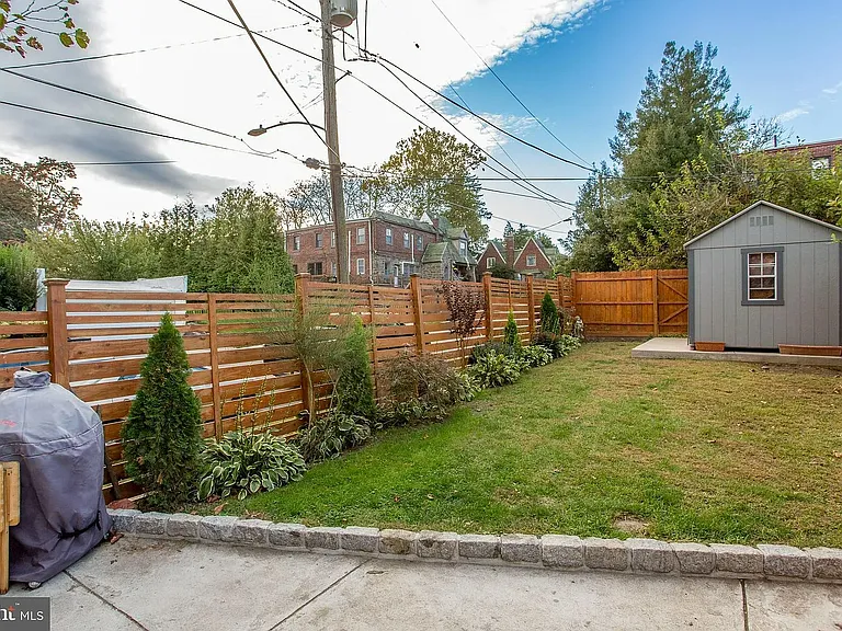 501 E Mount Airy Ave — Photo 47