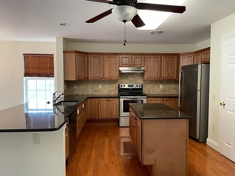 312 Sleepy Hollow Dr — Photo 20