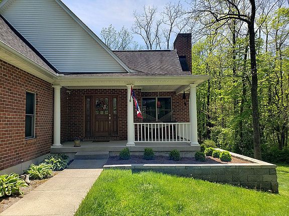 2nd image of 901 Kerns Dr
