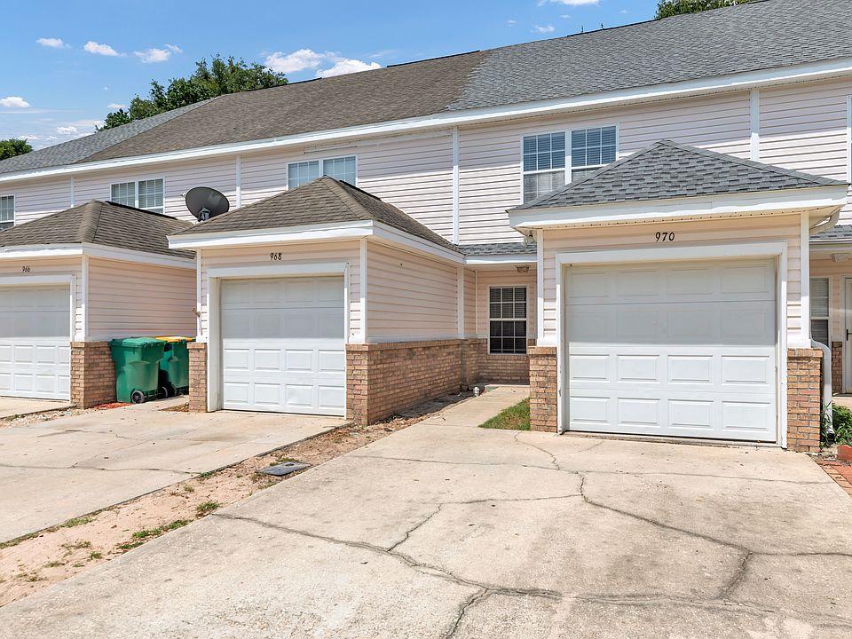 1st image of 970 Scenic Oak Ln