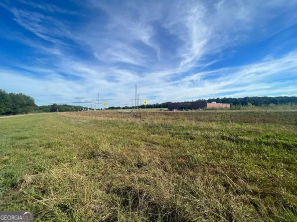 3023 Sycamore Rd, Royston, GA 30662