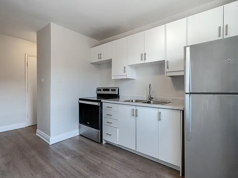 52 Hayden St — Photo 5