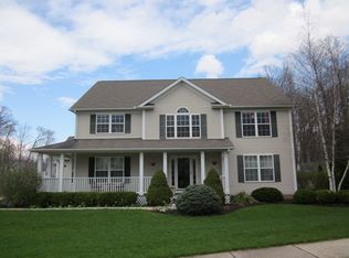 3031 Ravineview Cir, Stow, OH 44224