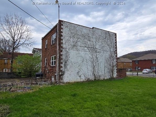 charleston-west-virginia-196839726 picture