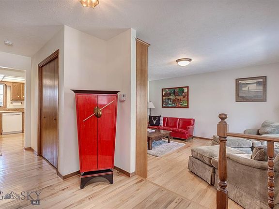 5th image of 405 N 22nd Ave