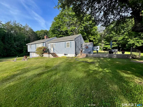 419 Horton Hill Road, Naugatuck, CT 06770