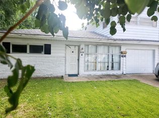 426 Jerome Ln, Cahokia, IL 62206