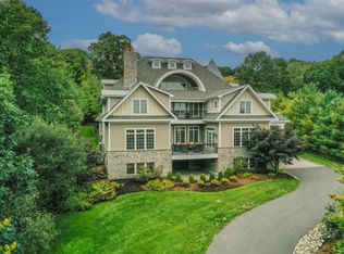 162 Balfour Dr, West Hartford, CT 06117