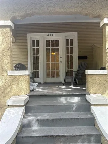 2521 Palmer Ave — Photo 1