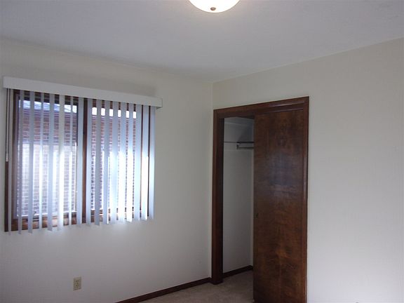 5th image of 1219 & 1221 Union Ave