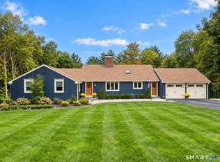 44 Brookmoor Rd, Avon, CT 06001
