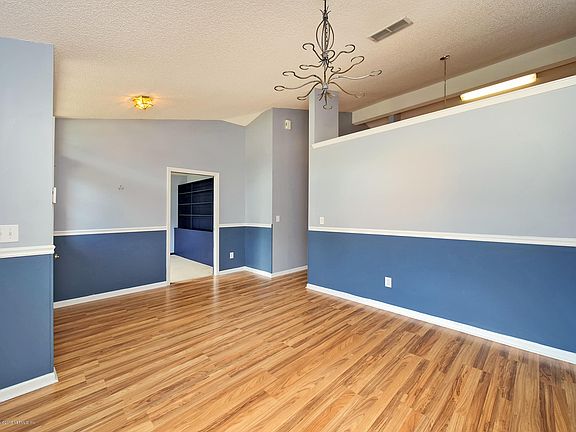 4th image of 1334 E BLUE EAGLE Way