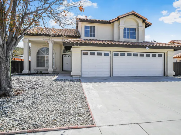 2608 W Oldfield St, Lancaster, CA 93536