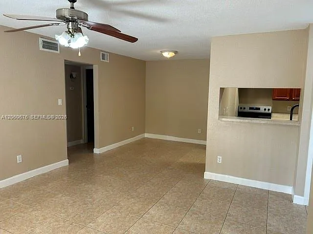 755 Riverside Dr #1316 — Photo 5