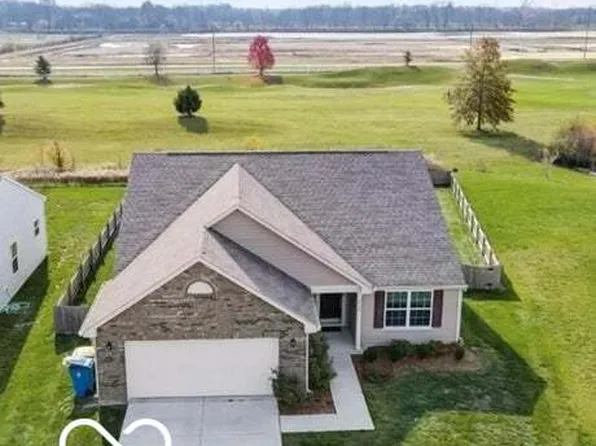 4758 Chip Shot Ln, Indianapolis, IN 46235