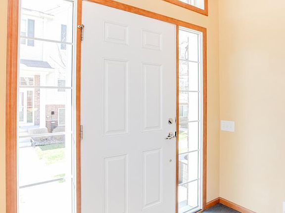 2nd image of 906 Ledgestone Dr
