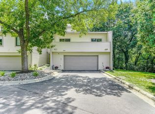 8352 Upper 138th Ct, Apple Valley, MN 55124