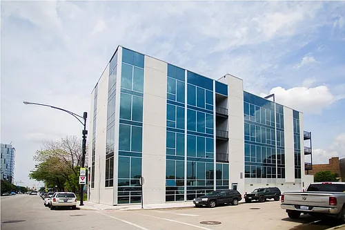 500 W Division St #2 Photo 1