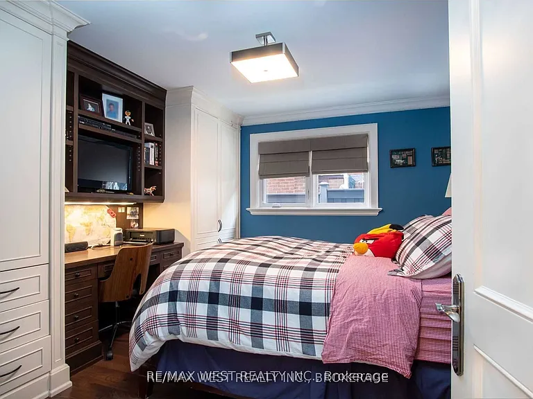 393 Maple Leaf Dr — Photo 9