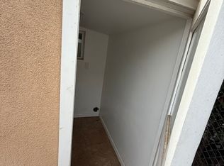 121 N 8th St, Banning, CA 92220