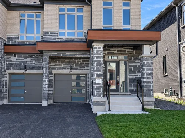 15 Schmeltzer Cres, Richmond Hill, ON L4E 1K7