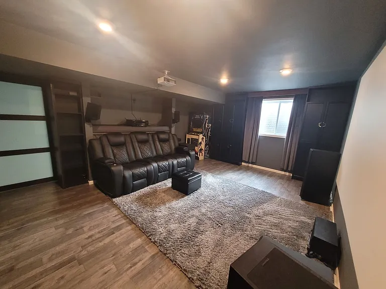 2255 Vesterheim St — Photo 22