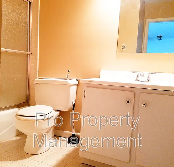 97 Park Ave #10 — Photo 6