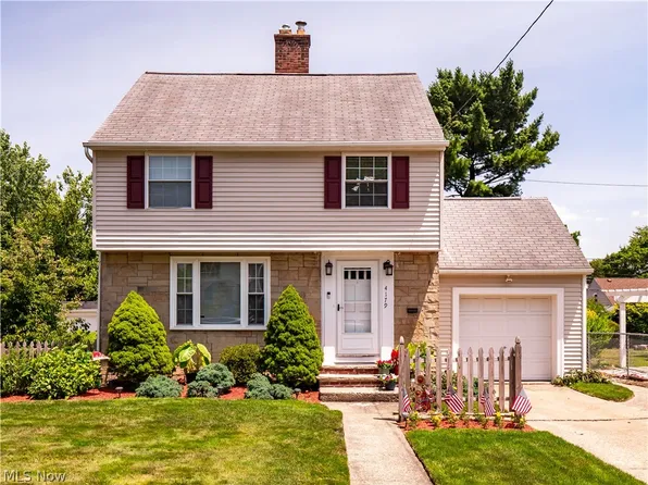 4179 W 62nd St, Cleveland, OH 44144