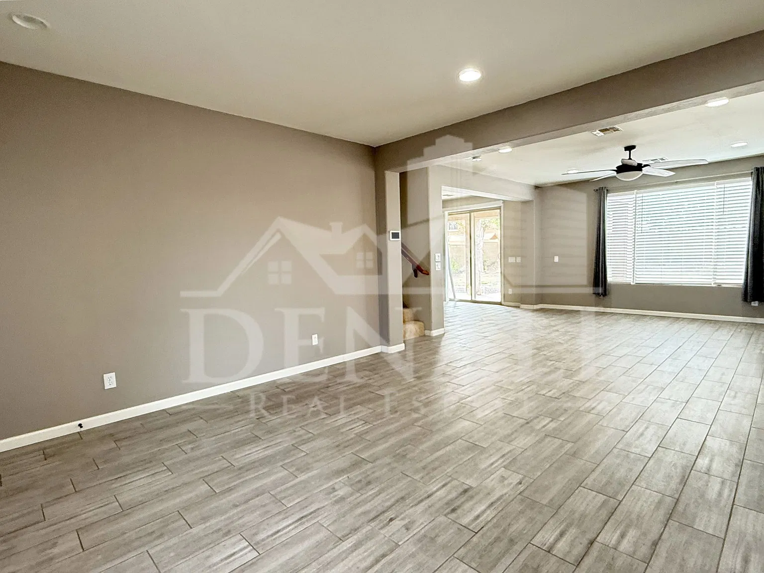 3 bed, 2.5 bath, 2614 sqft, $2,495 — Photo 4