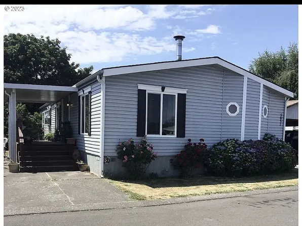 5031 Copper Creek Loop NE, Salem, OR 97305