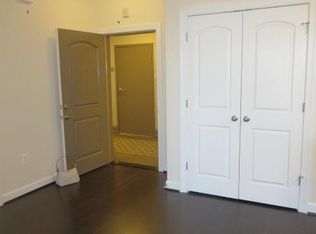 13722 Neil Armstrong Ave #207, Herndon, VA 20171