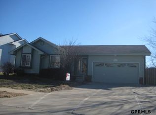 15547 Josephine St, Omaha, NE 68138