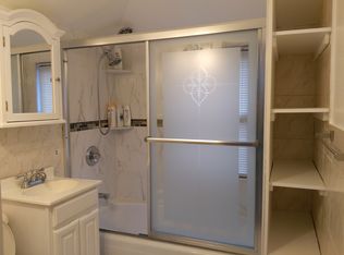 4329 164th St, Flushing, NY 11358