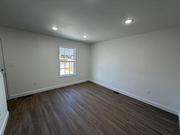 2nd image of 1407 Madison St