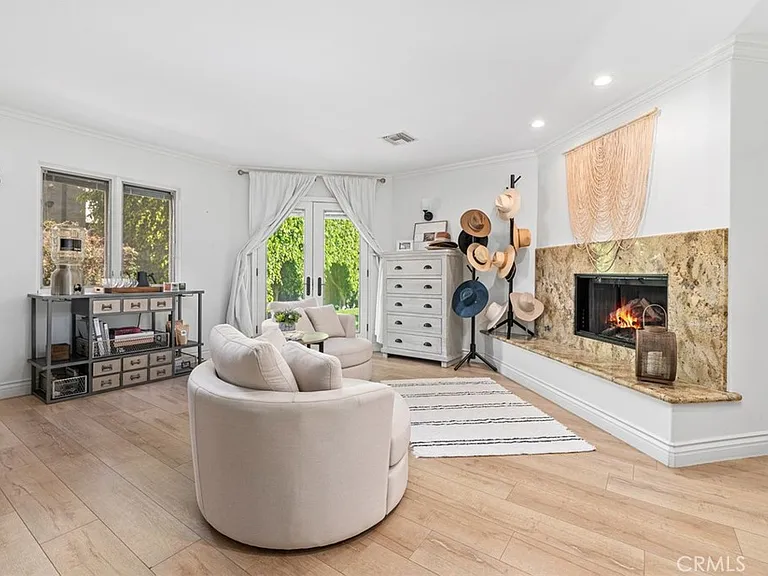 600 Cliff Dr — Photo 26
