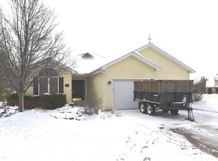 1403 Coakley Dr, Lima, OH